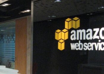 Pilih mana antara Dedicated Server, VPS, AWS untuk Infrastuktur website perusahaan ?