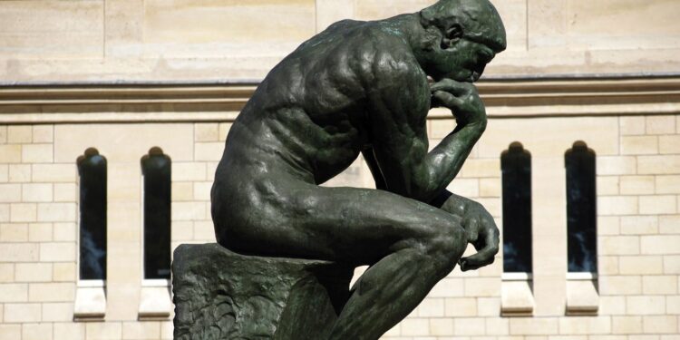 THE THINKER PATUNG BERPIKIR DI PARIS, SIMBOL FILSAFAT ILMU PENGETAHUAN